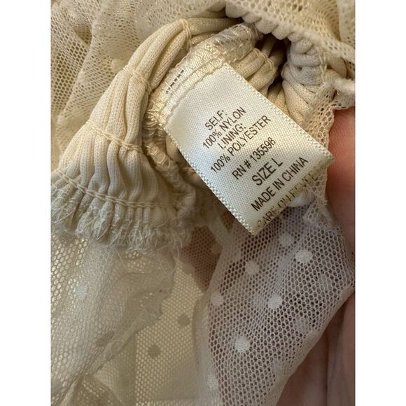 Live 4 Truth Swiss Dot Y2K Coquette Stretch Top Off White Sz L Ruffle Lace - Picture 4 of 4